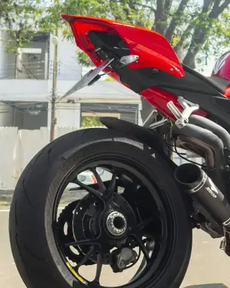 DUCATI-PANIGALE V4 S-2019