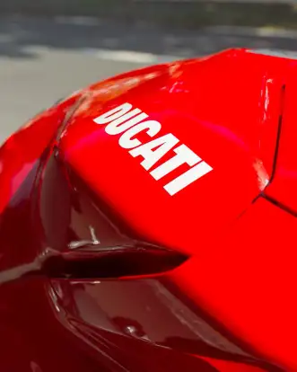 DUCATI-PANIGALE V4 S-2019