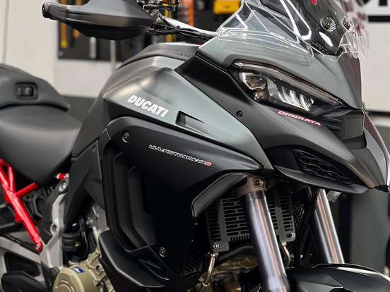 DUCATI-MULTISTRADA 1200 V4 S DUCATI-MULTISTRADA 1200 V4 S-2023