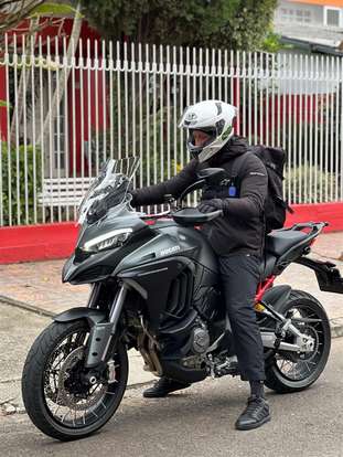 DUCATI-MULTISTRADA 1200 V4 S-2023
