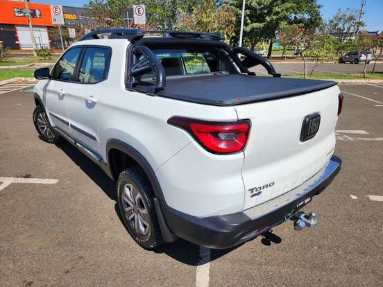 FIAT-TORO-2017