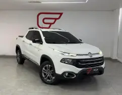 FIAT TORO 2.4 16V MULTIAIR FLEX VOLCANO AT9 FIAT TORO 2.4 16V MULTIAIR FLEX VOLCANO AT9