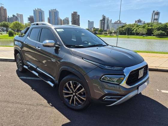FIAT TORO 2.0 16V TURBO DIESEL RANCH 4WD AT9