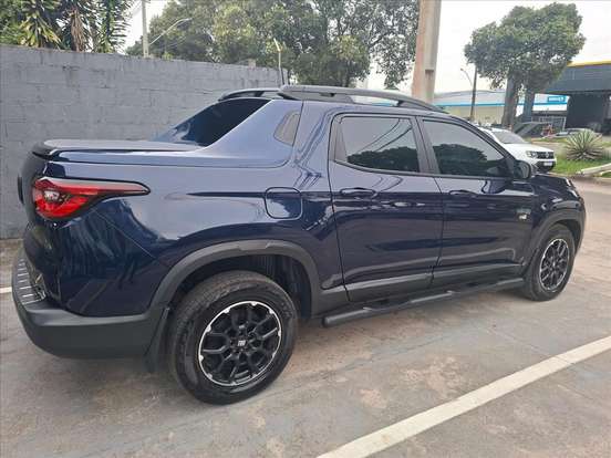 FIAT-TORO-2.0 16V TURBO DIESEL ULTRA 4WD AT9 FIAT-TORO-2023
