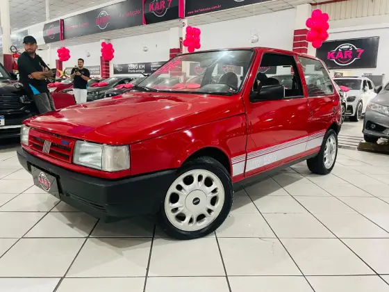Fiat UNO 1.5 R 8V Gasolina 2P Manual