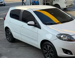 FIAT PALIO 1.0 MPI ATTRACTIVE 8V FLEX 4P MANUAL FIAT PALIO 1.0 MPI ATTRACTIVE 8V FLEX 4P MANUAL