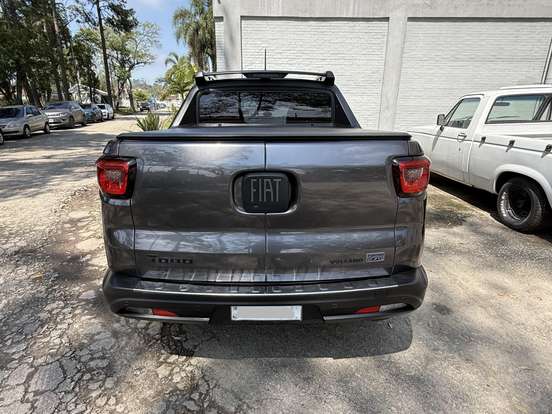 FIAT-TORO-1.3 TURBO 270 FLEX VOLCANO AT6 FIAT-TORO-2023