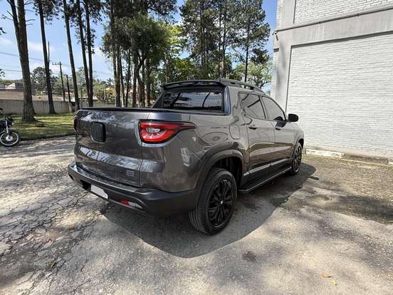 FIAT-TORO-1.3 TURBO 270 FLEX VOLCANO AT6 FIAT-TORO-2023