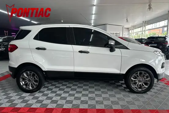 FORD-ECOSPORT-2017