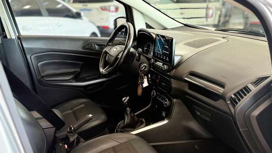 FORD-ECOSPORT-2018