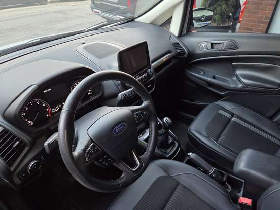 FORD-ECOSPORT-2018