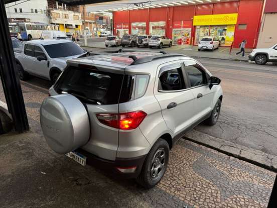 FORD-ECOSPORT-2013