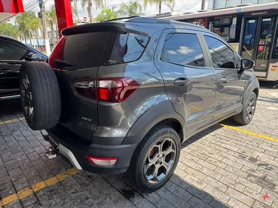 FORD-ECOSPORT-2020