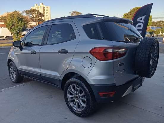 FORD-ECOSPORT-2014