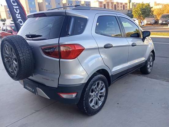 FORD-ECOSPORT-2014