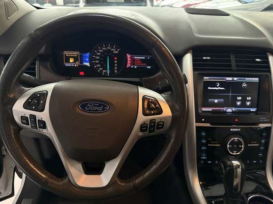 FORD-EDGE-2012