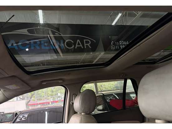 FORD-EDGE-2012