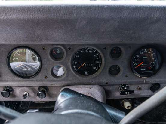 FORD-F-1000-1988