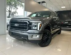 FORD F-150 5.0 V8 GASOLINA CD LARIAT BLACK FX4 AUTOMÁTICO FORD F-150 5.0 V8 GASOLINA CD LARIAT BLACK FX4 AUTOMÁTICO