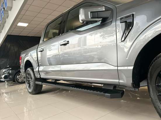 FORD-F-150-2025