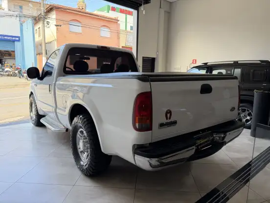 FORD-F-250-3.9 XL S DUTY 4X2 CS DIESEL 2P MANUAL FORD-F-250-2011
