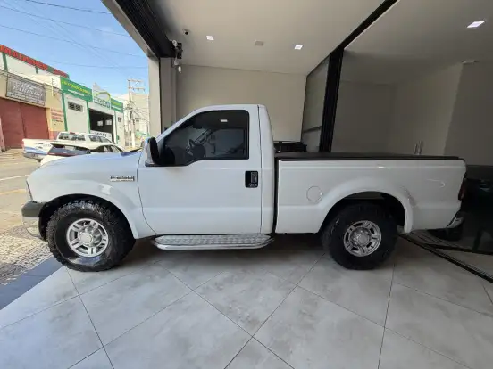 FORD-F-250-3.9 XL S DUTY 4X2 CS DIESEL 2P MANUAL FORD-F-250-2011