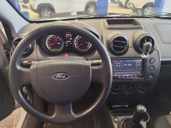 FORD-FIESTA-2010