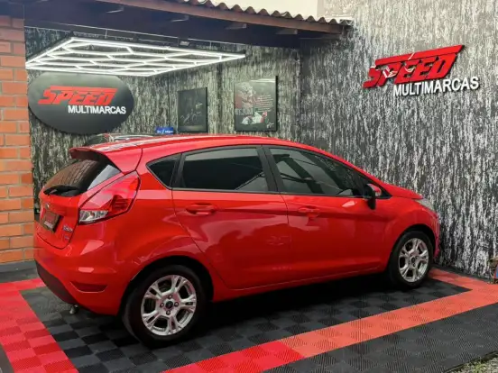 FORD-FIESTA-2013