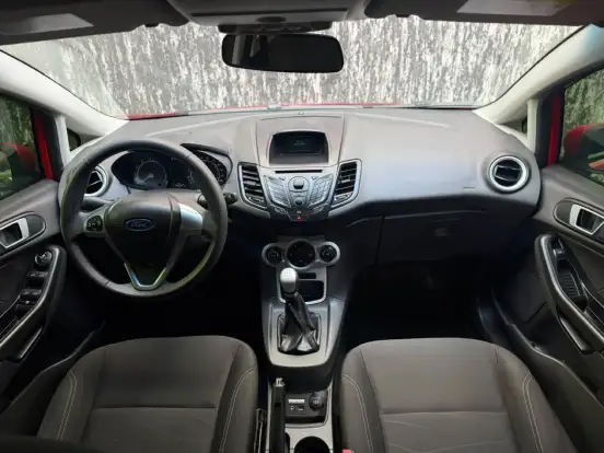 FORD-FIESTA-2013