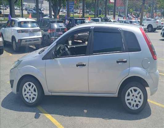 FORD-FIESTA-2011
