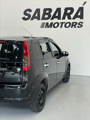 FORD-FIESTA-2011