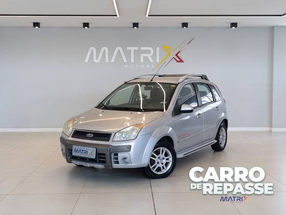 FORD FIESTA 1.0 MPI TRAIL HATCH 8V FLEX 4P MANUAL