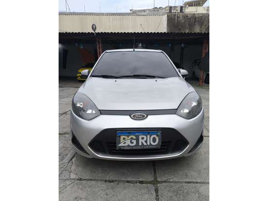 FORD-FIESTA-2011