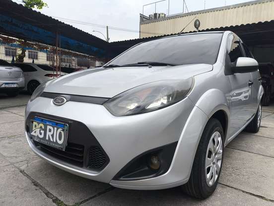 FORD-FIESTA-2011