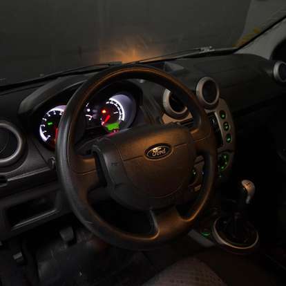 FORD-FIESTA-2013