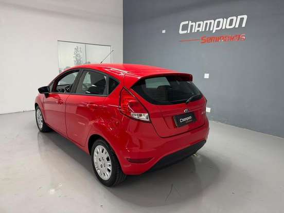FORD-FIESTA-2014