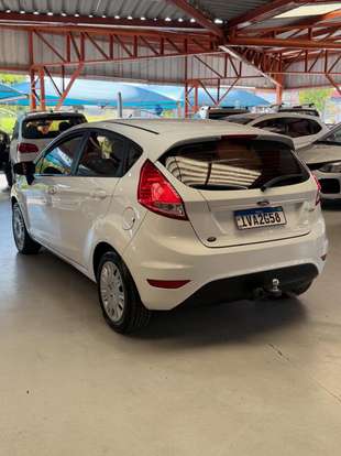 FORD-FIESTA-2013