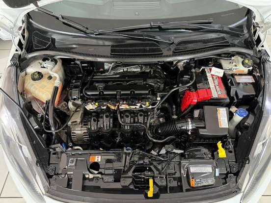 FORD-FIESTA-2015