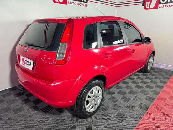 FORD-FIESTA-2010