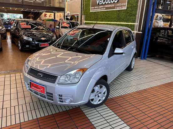 FORD-FIESTA-2008