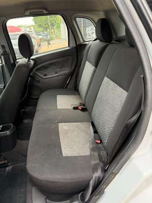FORD-FIESTA-2012