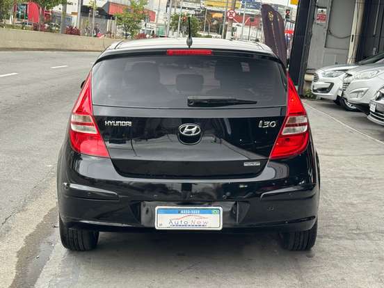 FORD-FIESTA-2011