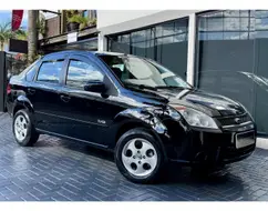 FORD FIESTA 1.6 MPI SEDAN 8V FLEX 4P MANUAL FORD FIESTA 1.6 MPI SEDAN 8V FLEX 4P MANUAL