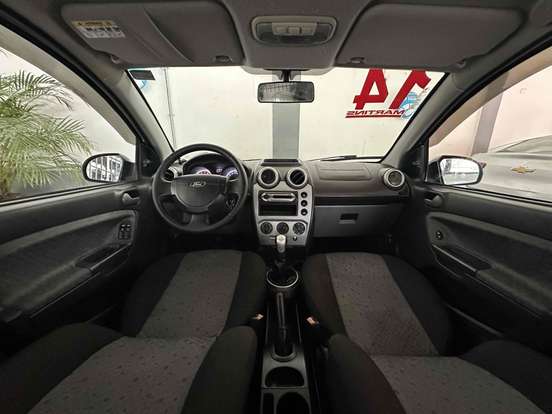 FORD-FIESTA-2013