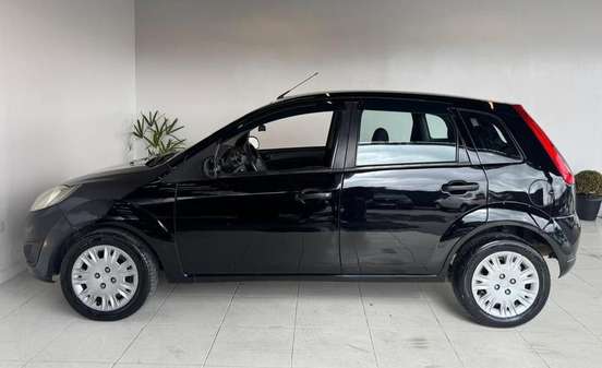 FORD-FIESTA-2011