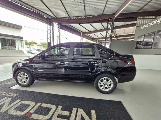 FORD-FIESTA-1.6 ROCAM SEDAN 8V FLEX 4P MANUAL FORD-FIESTA-2013