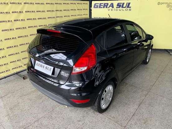 FORD-FIESTA-2016
