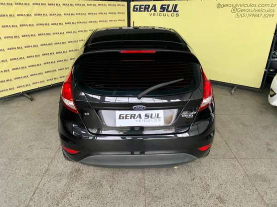 FORD-FIESTA-2016