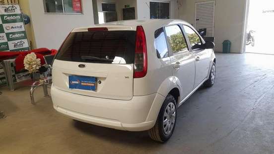 FORD-FIESTA-2012
