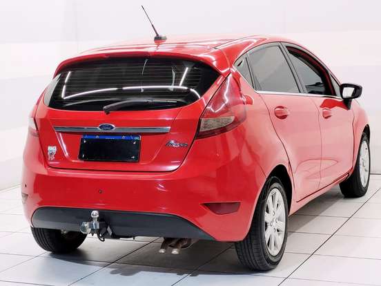 FORD-FIESTA-2012